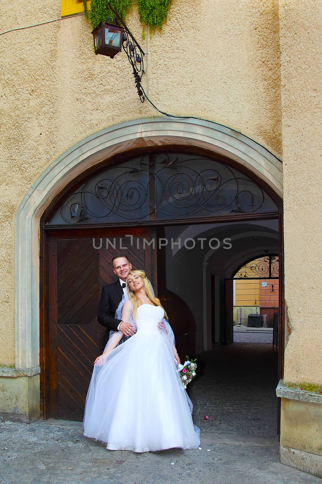 Wedding couple by DigiArtFoto