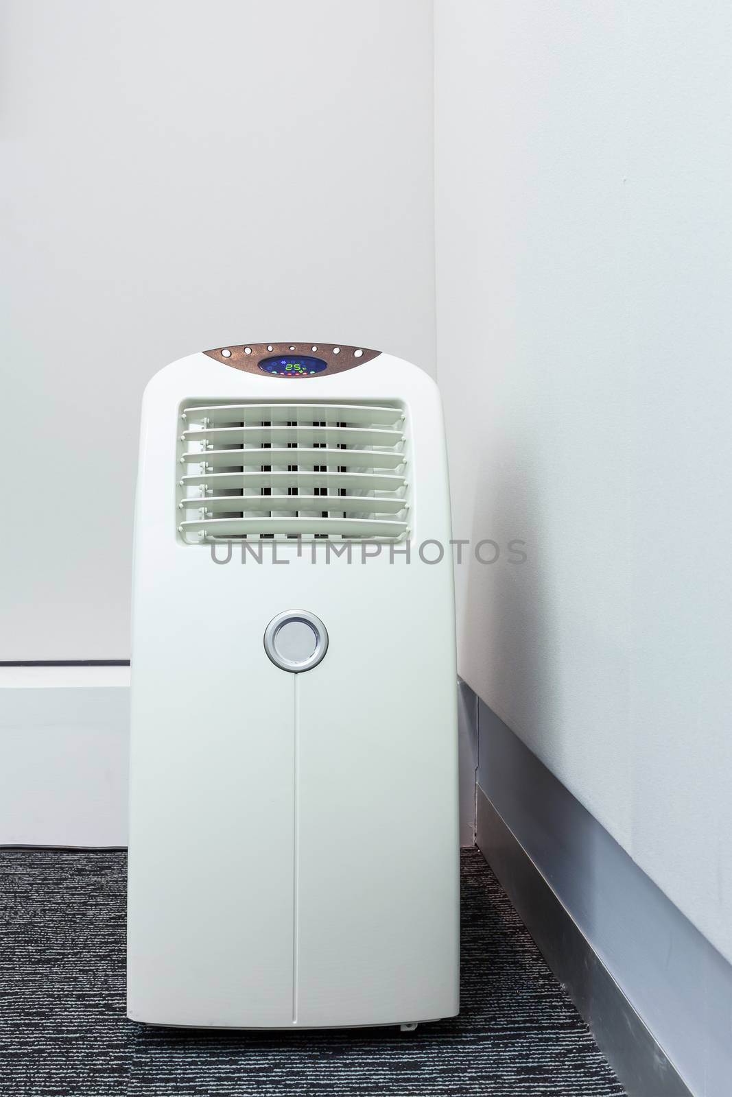 air conditioner mobile for room by FrameAngel