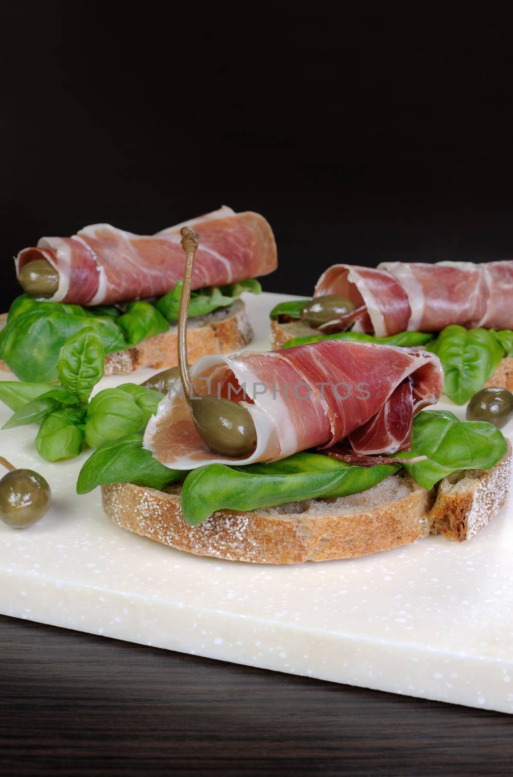 Sandwich of jamon  by Apolonia