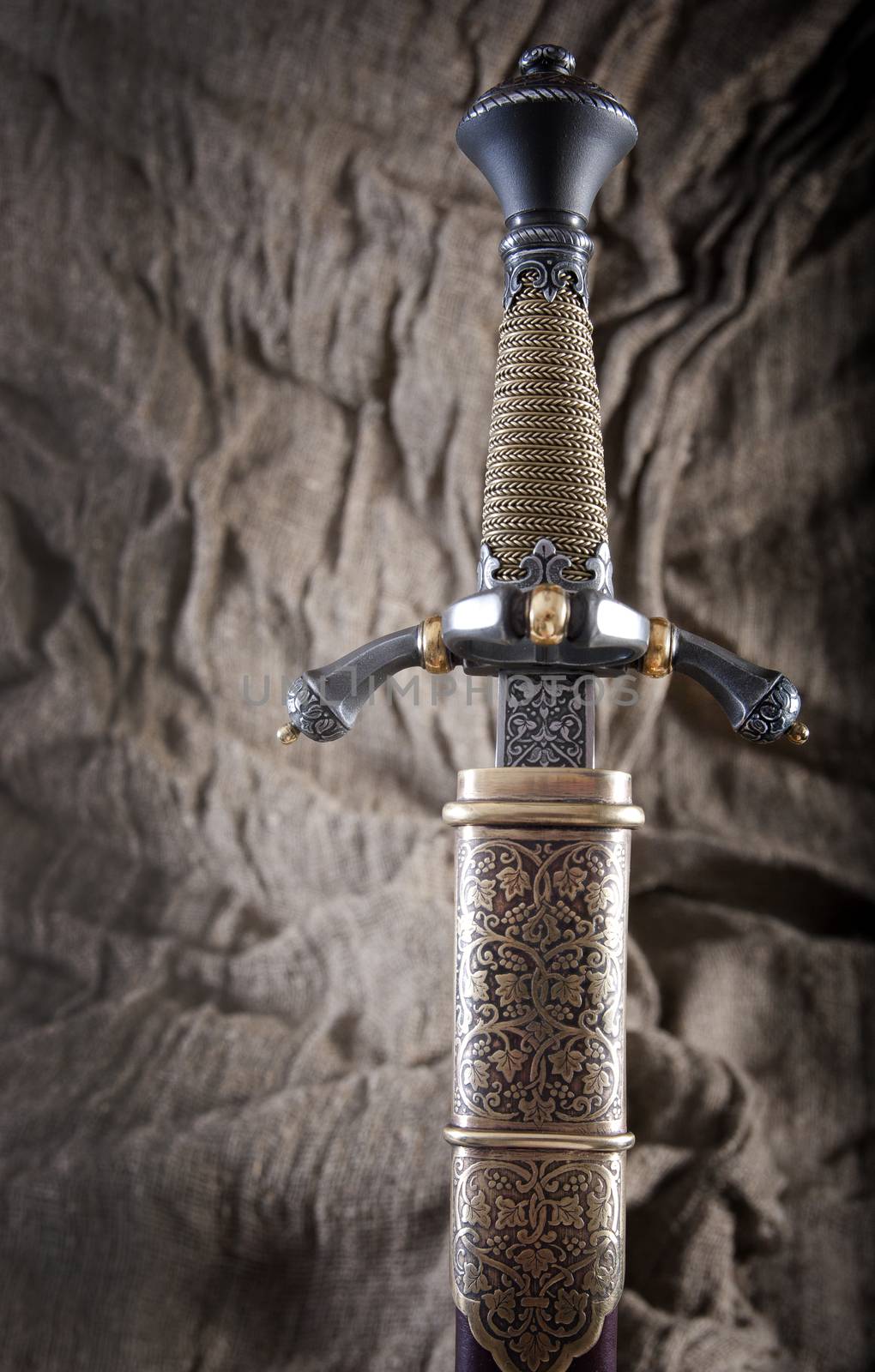 smart dagger of the medieval soldier. It was used for hunting