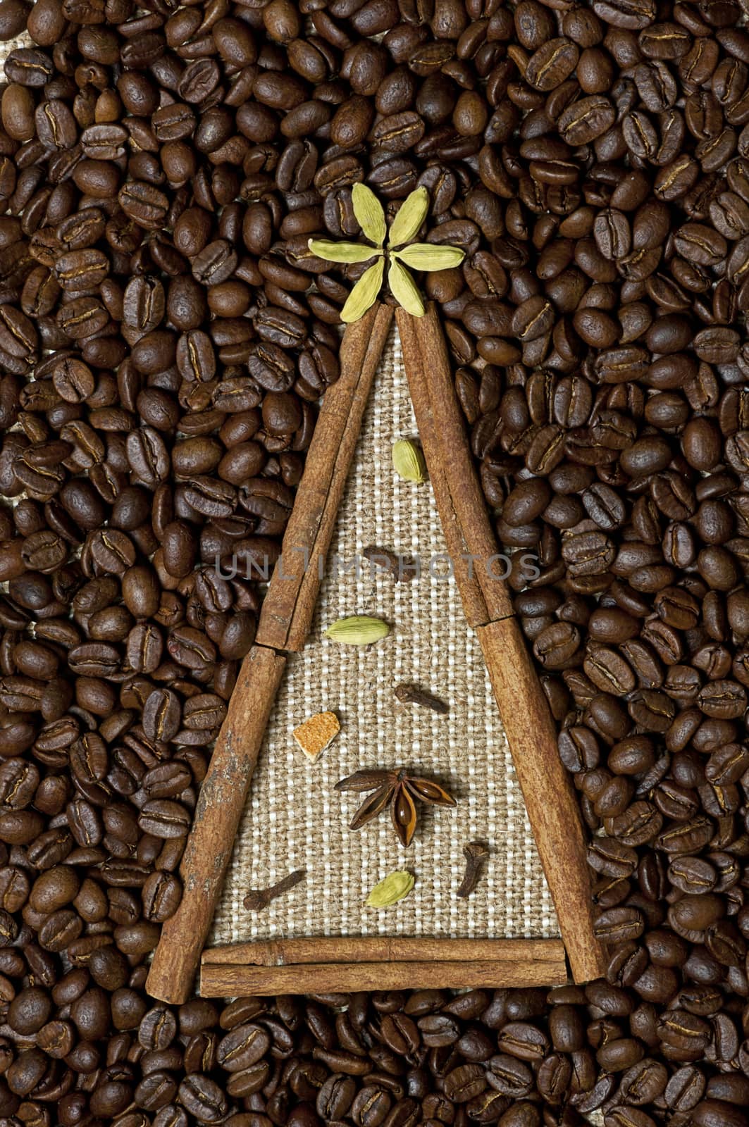 Christmas tree made of cinnamon sticks and coffee by dred