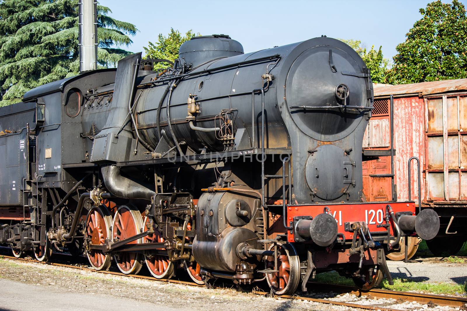 Steam locomotive