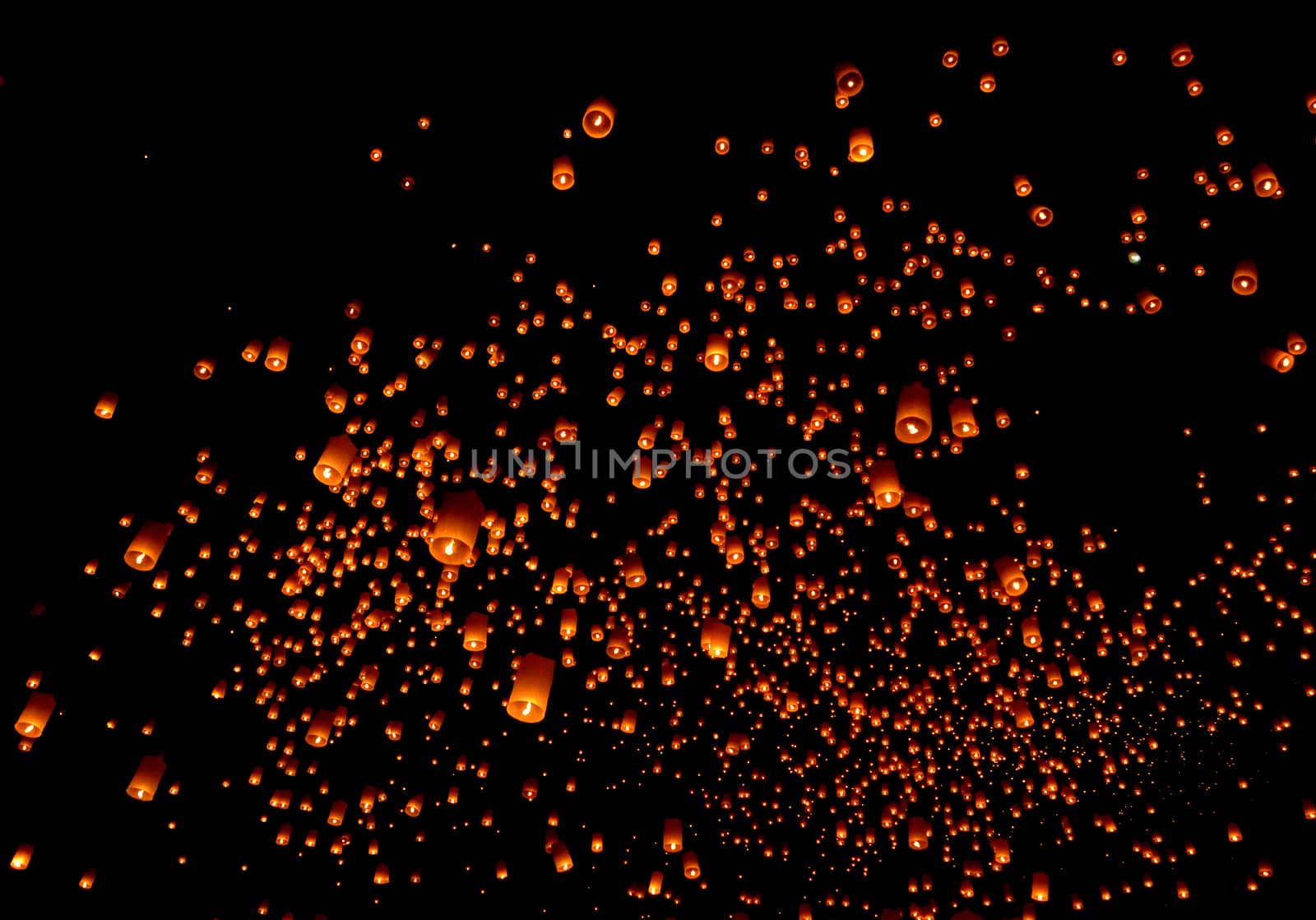 Floating lantern, Yi Peng Balloon Festival in Chiangmai Thailand 