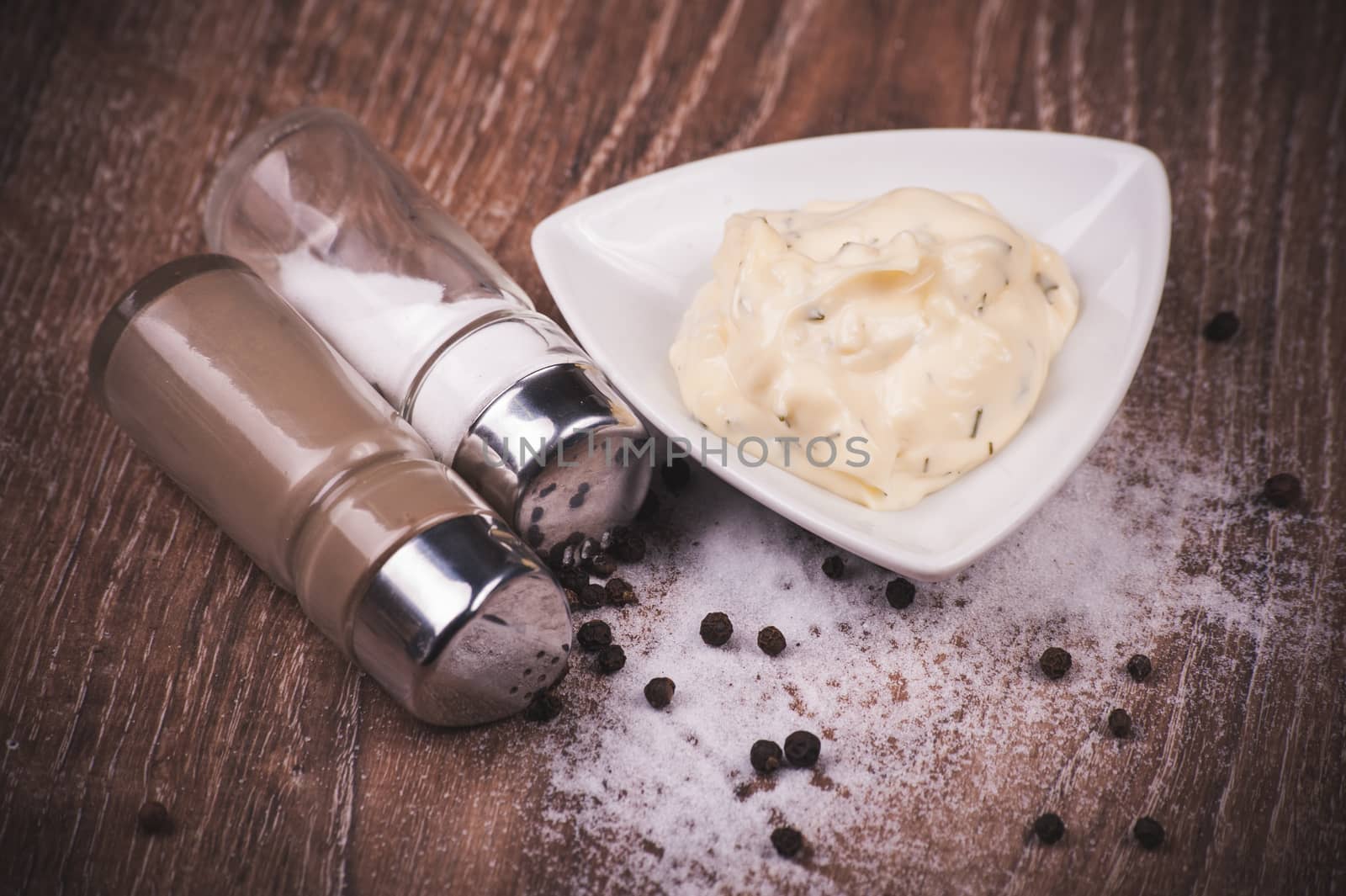 white tartar sauce served in white bowl