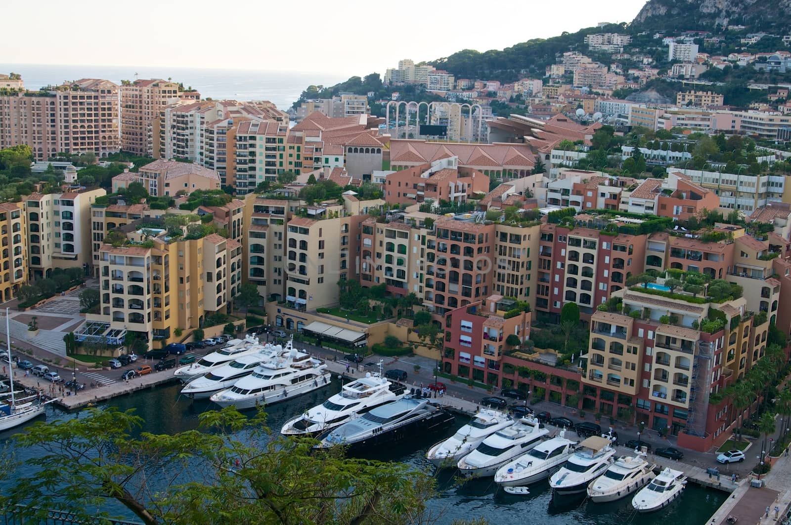 Marina in Monaco by dyvan