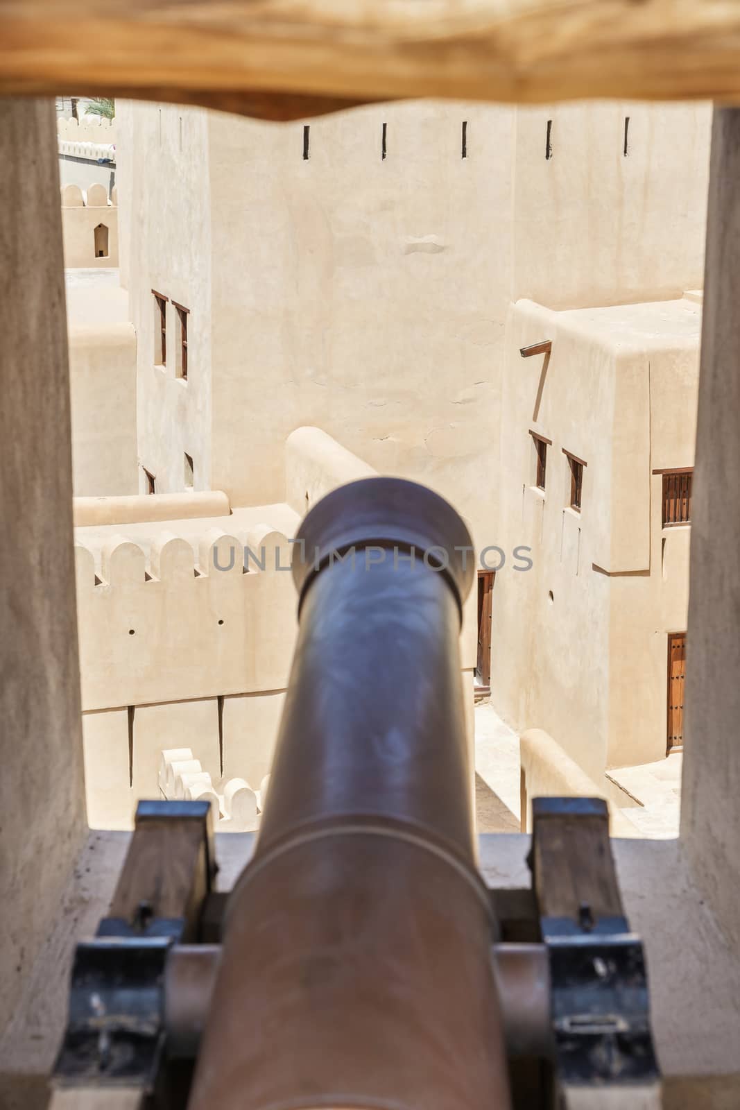 Image of cannon of fort Nizwa, Oman