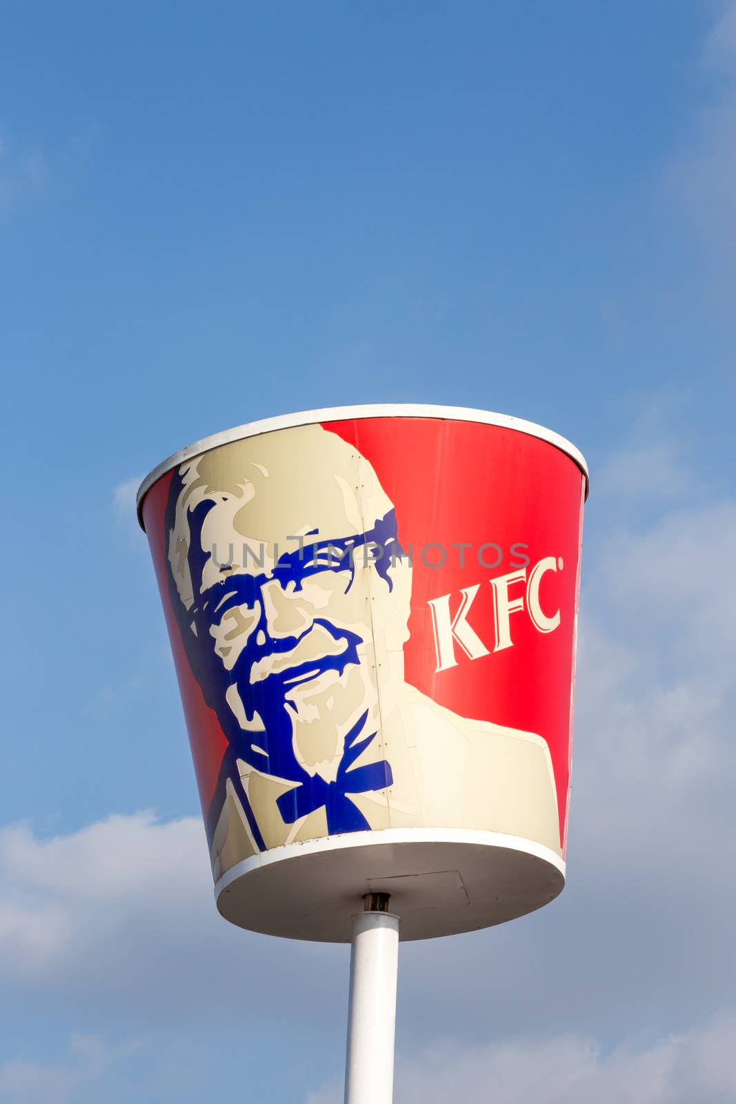 LOS ANGELES, CA/USA - NOVEMBER 16, 2014: Traditional KFC restaurant sign. KFC is a fast food restaurant chain that specializes in fried chicken and world's second largest restaurant chain.