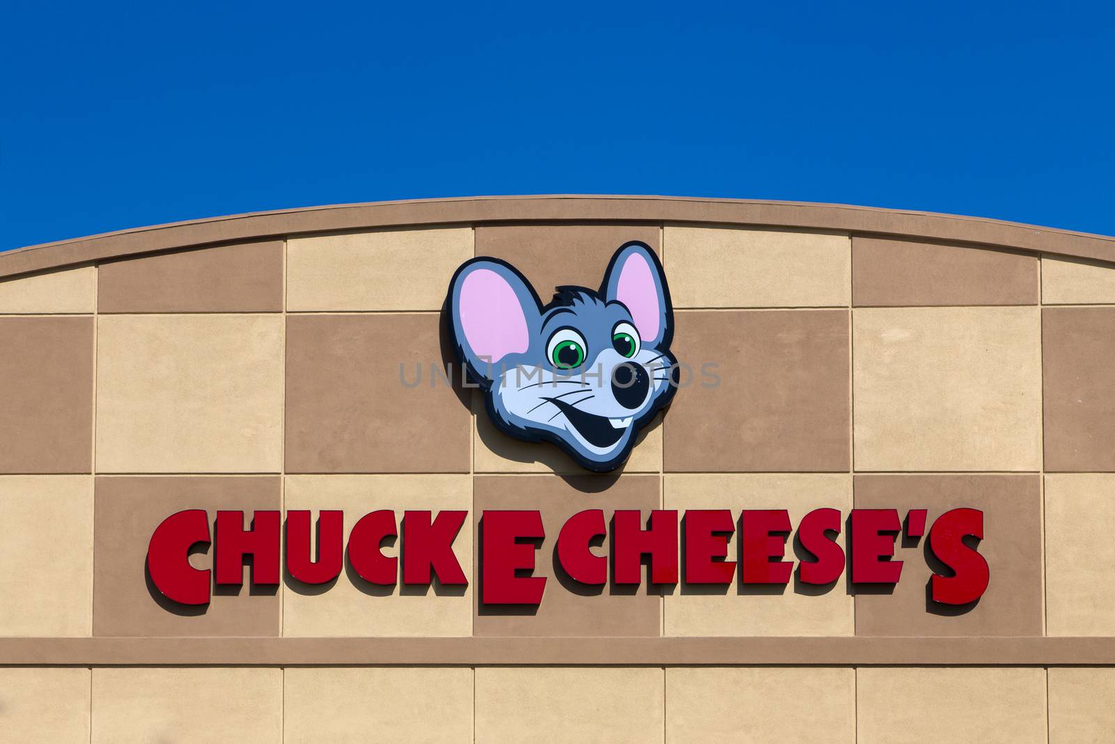 LOS ANGELES, CA/USA - OCTOBER 13-2014:  Chuck E. Cheese's restaurant exterior. Chuck E. Cheese's is a chain of American family restaurant and entertainment centers.