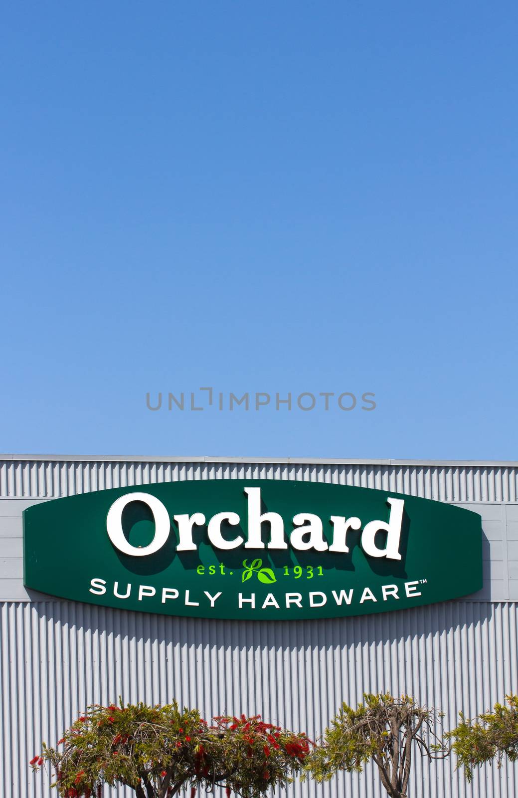 Orchard Supply Hardware Exterior by wolterk