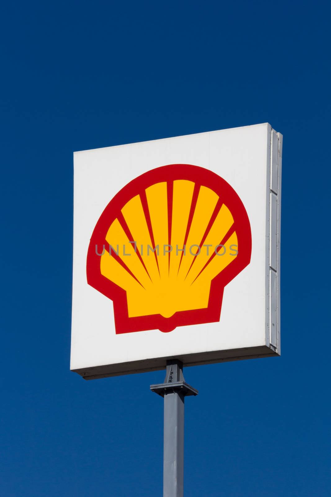 SANTA CLARITA, CA/USA - OCTOBER 1, 2014: Shell Oil filling station sign and logo. Shell Oil Company is among the largest oil companies in the world.