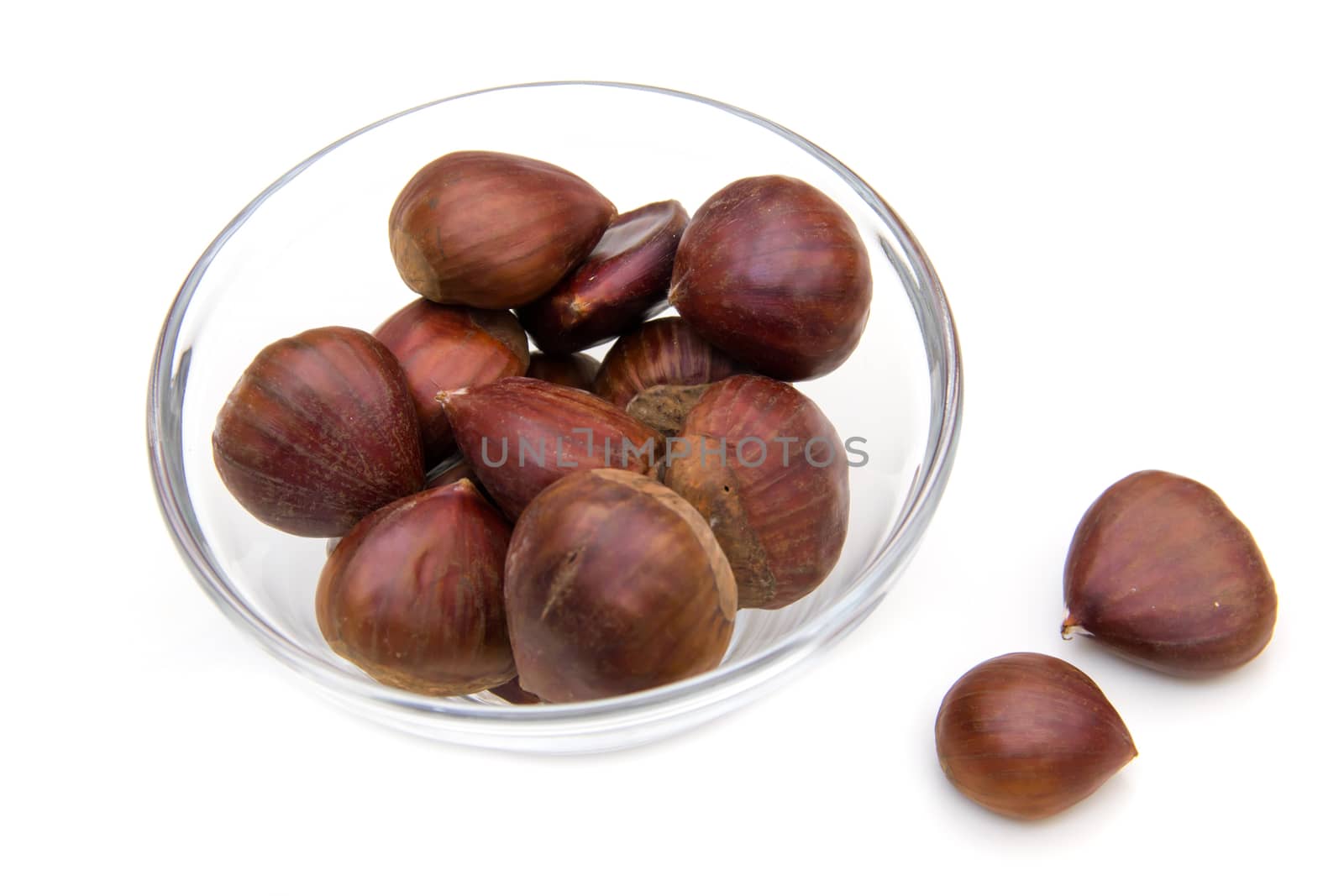 Bowl with chestnuts by spafra