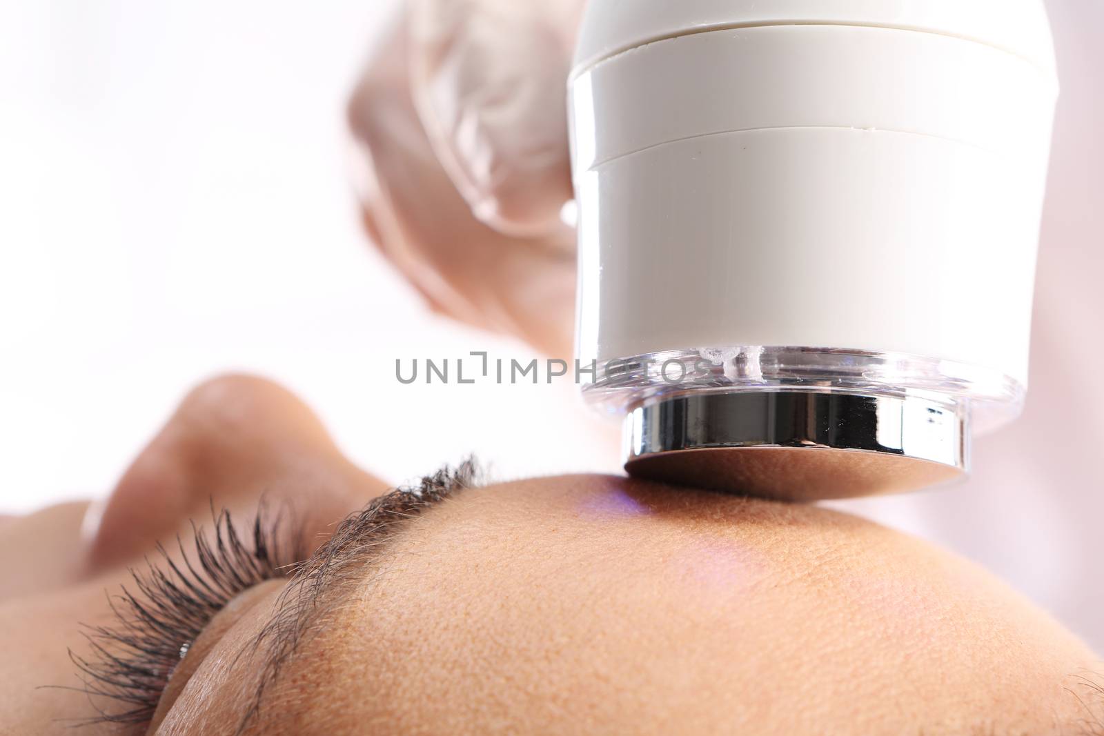 Ultrasound beauty treatment