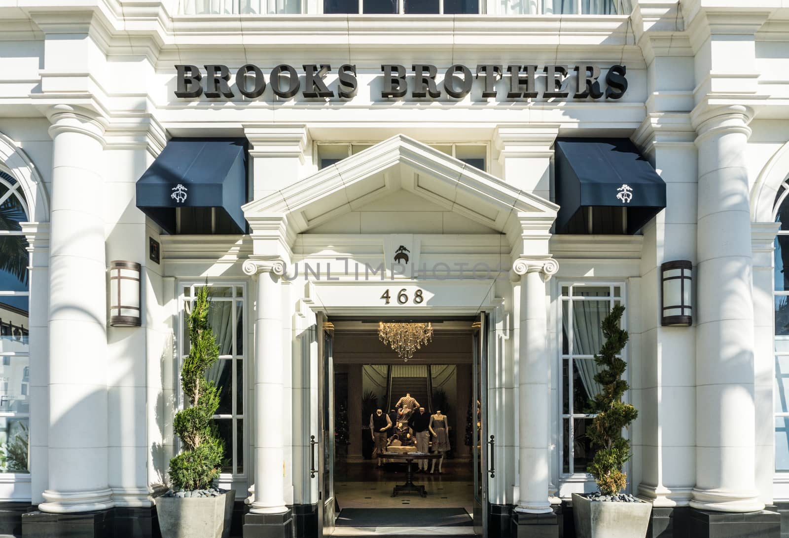 BEVERLY HILLS, CA/USA - JANUARY 3, 2015: Brook's Brothers retail store exterior. Brook's Brothers is the oldest men's clothier chain in the United States.