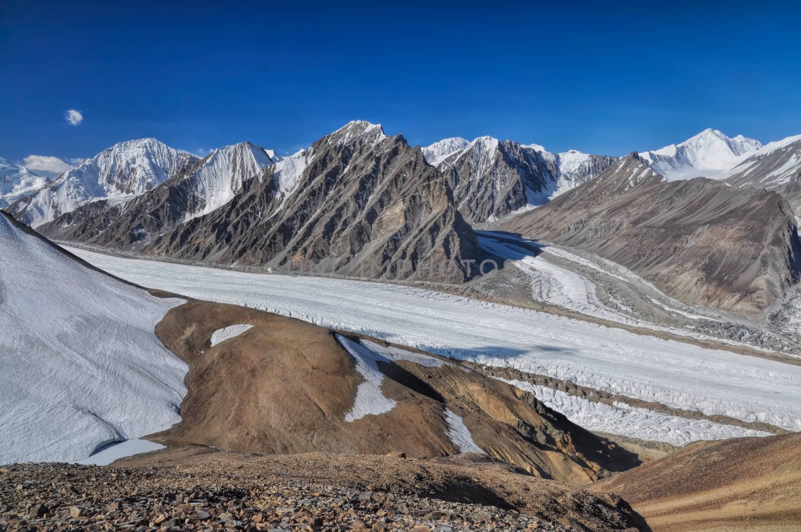 Glacier in Tajikistan by MichalKnitl