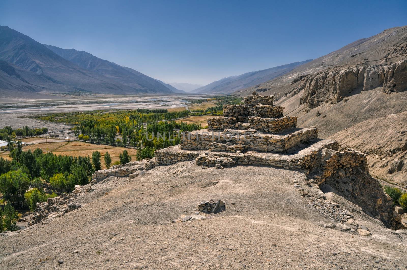 Temple ruins in Tajikistan by MichalKnitl