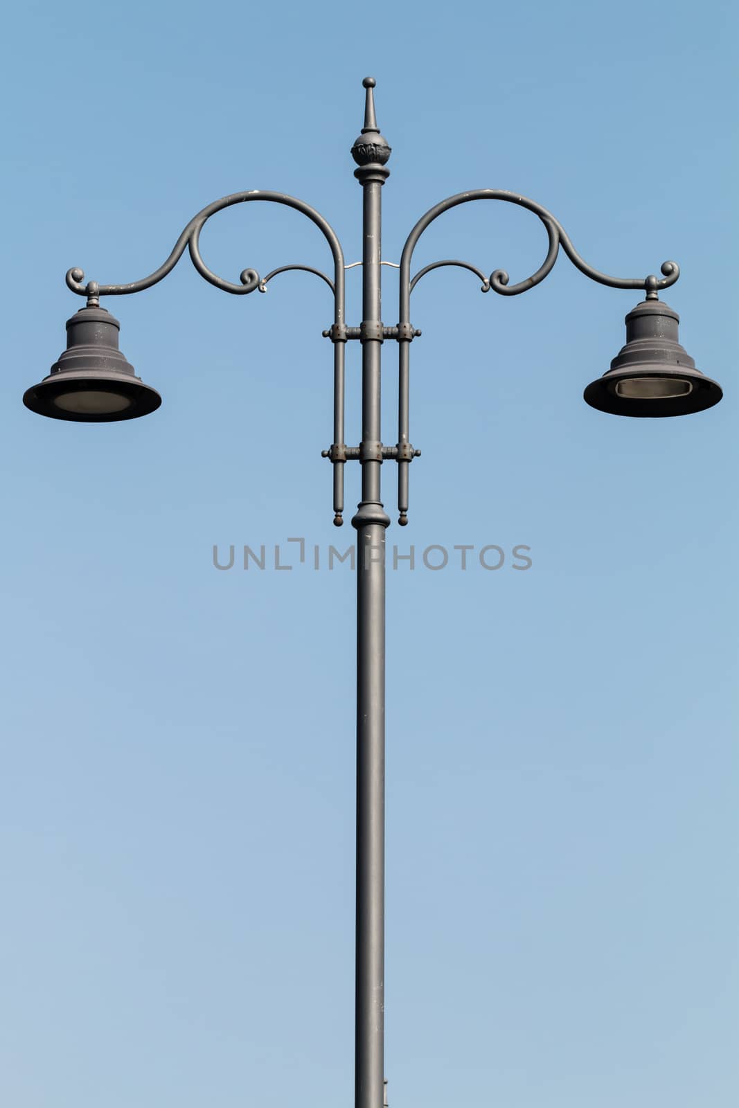 Street Lamp by bolkan73