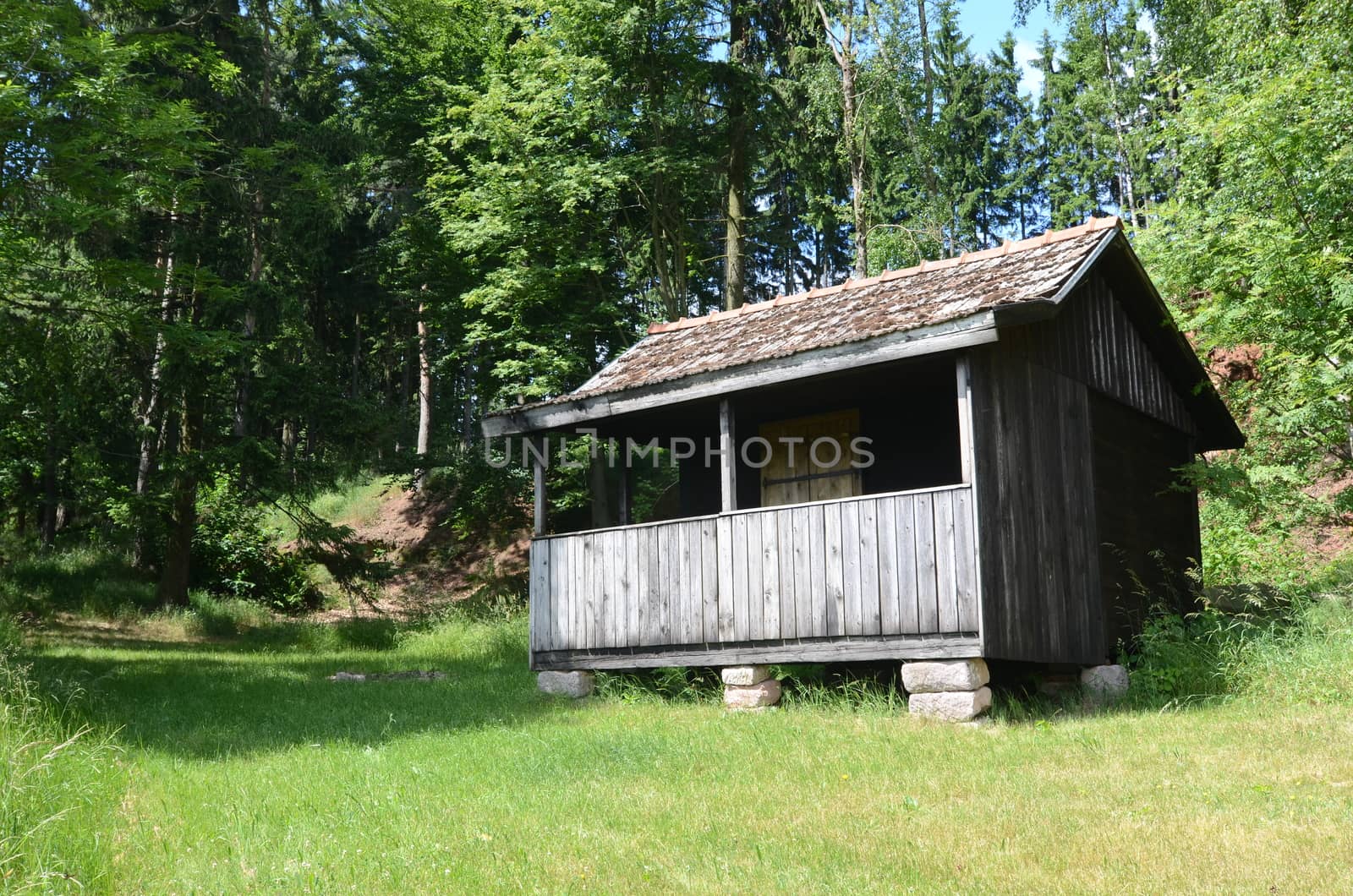 wooden cabin by sarkao