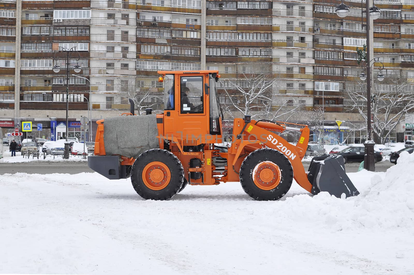 Cleaning of snow by means of special equipment. by veronka72