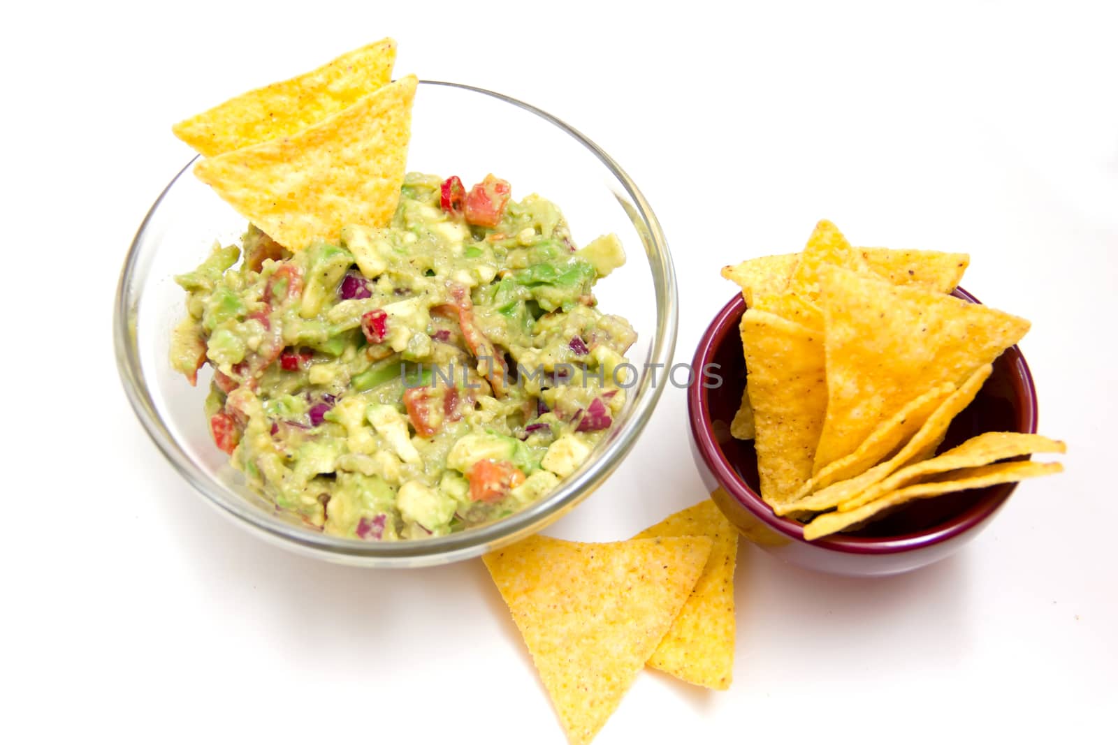 Guacamole and nachos by spafra