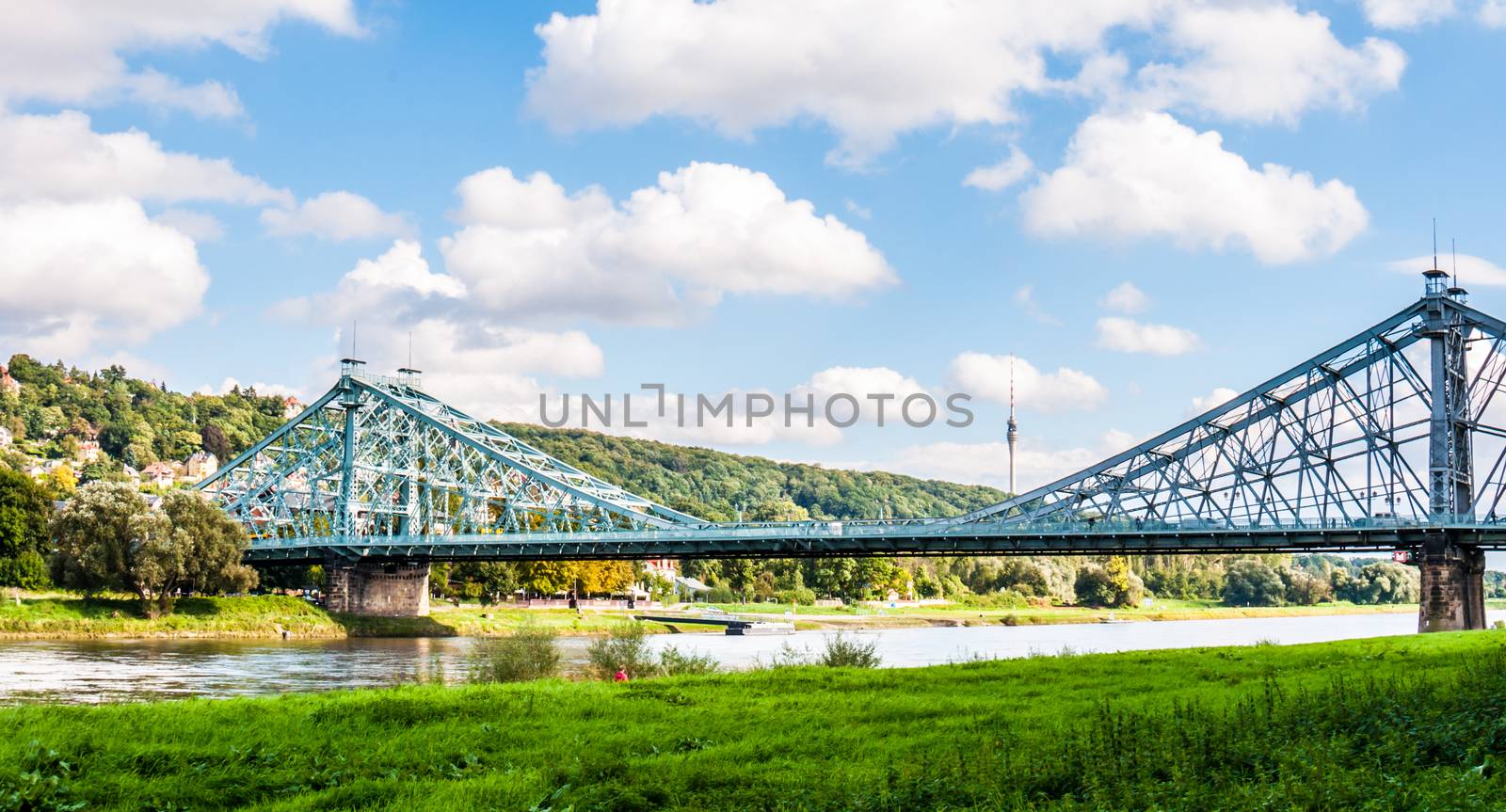 bridge crossing the Elbe called Blaues Wunder in Dresden