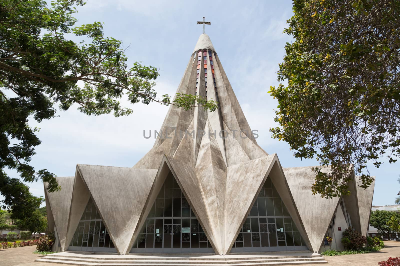 The church of San Antonio de Maputo  by derejeb