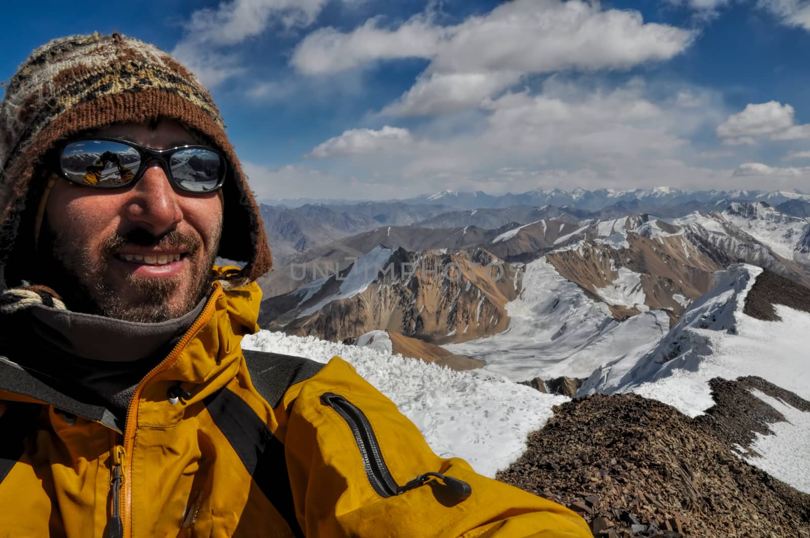 Mountaineer in Tajikistan by MichalKnitl