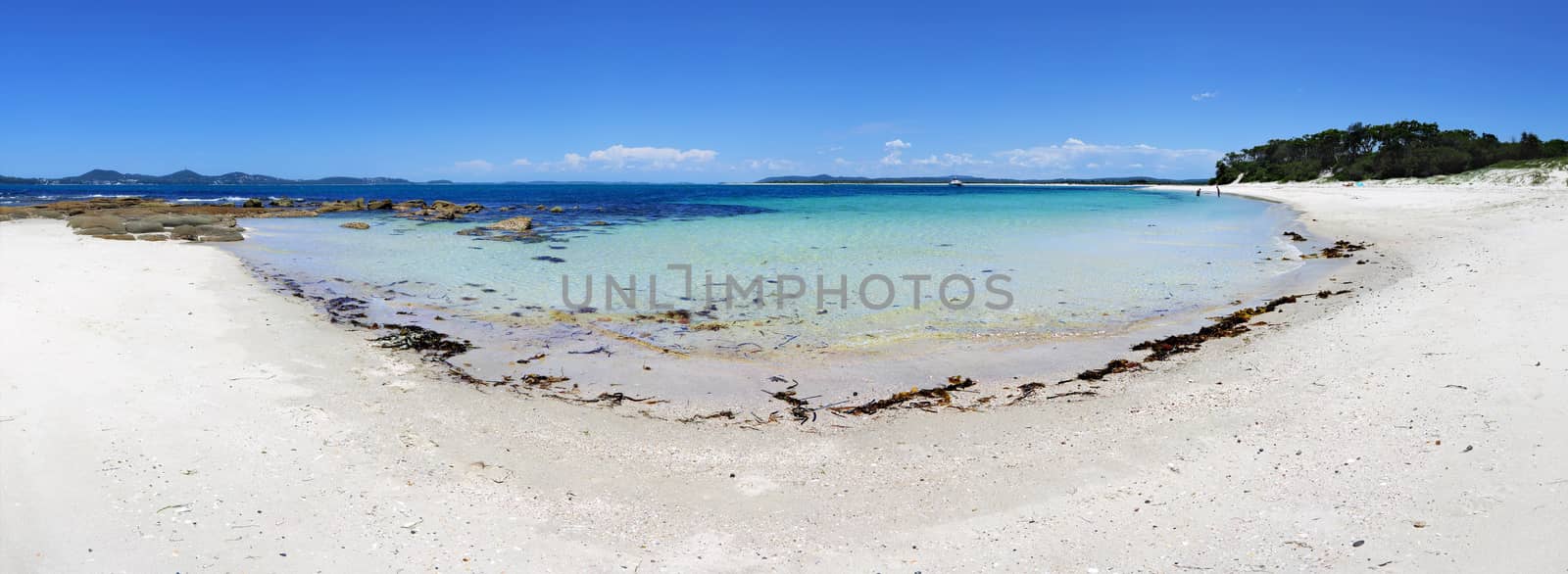 Winda Woppa Beach Scenic Panorama by lovleah