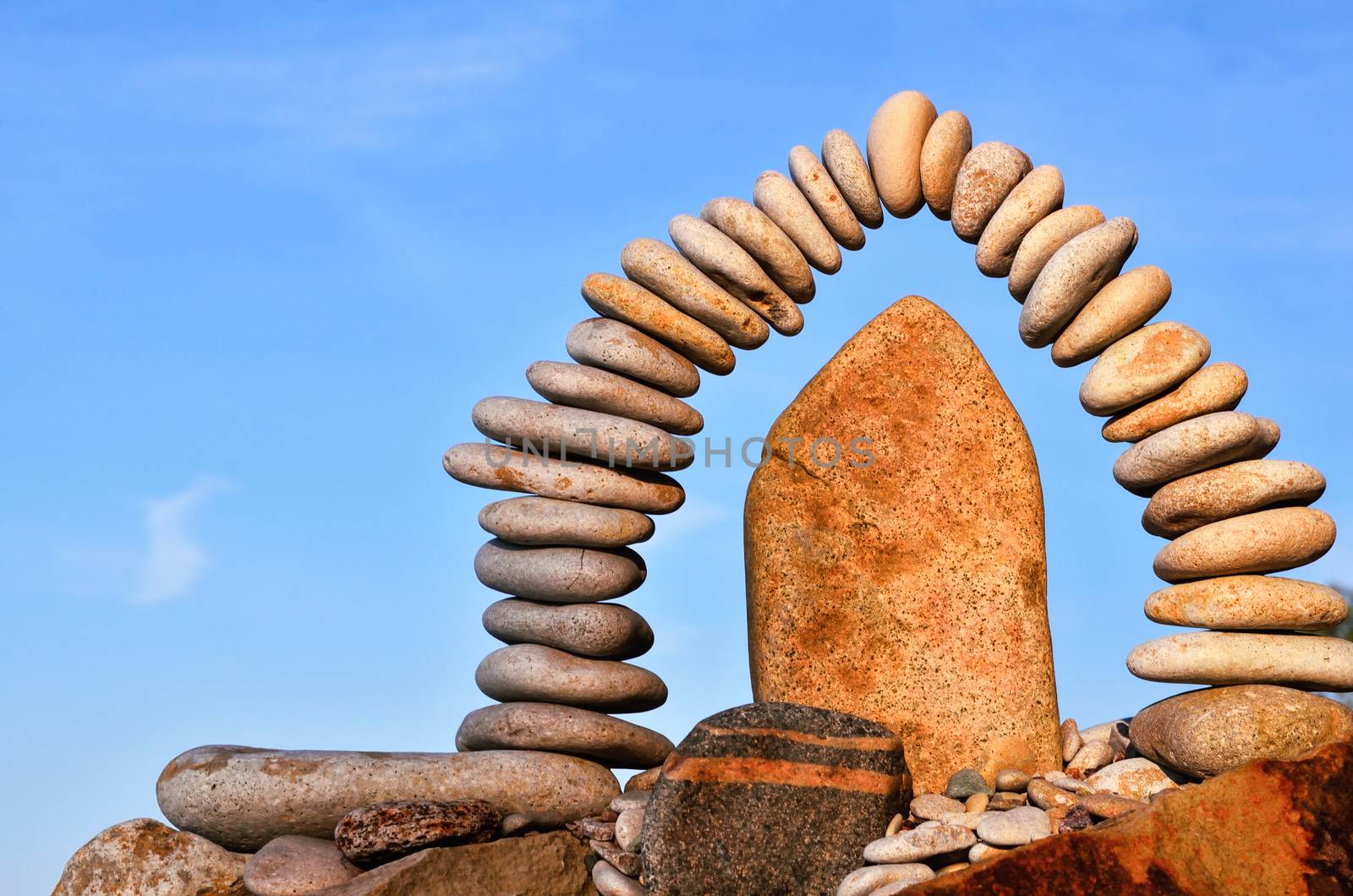Stones laid out in the form of a arch on the sea coast