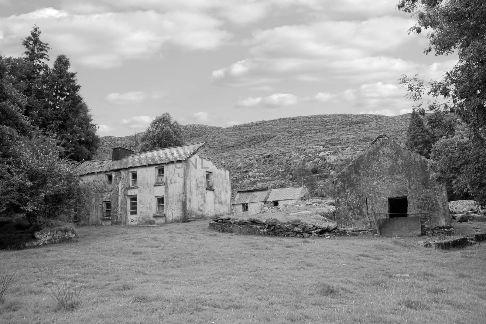 rundown abandoned Irish farmhouse by morrbyte