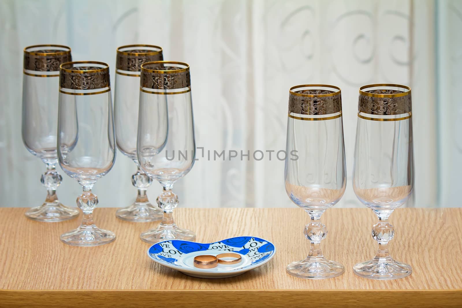 Six beautiful glass of the glass. by georgina198