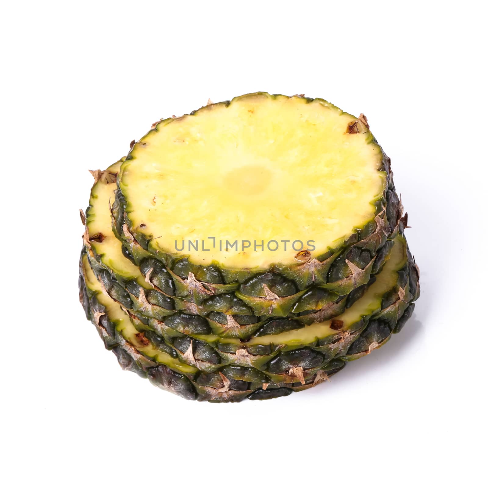 Pineapple by rufatjumali