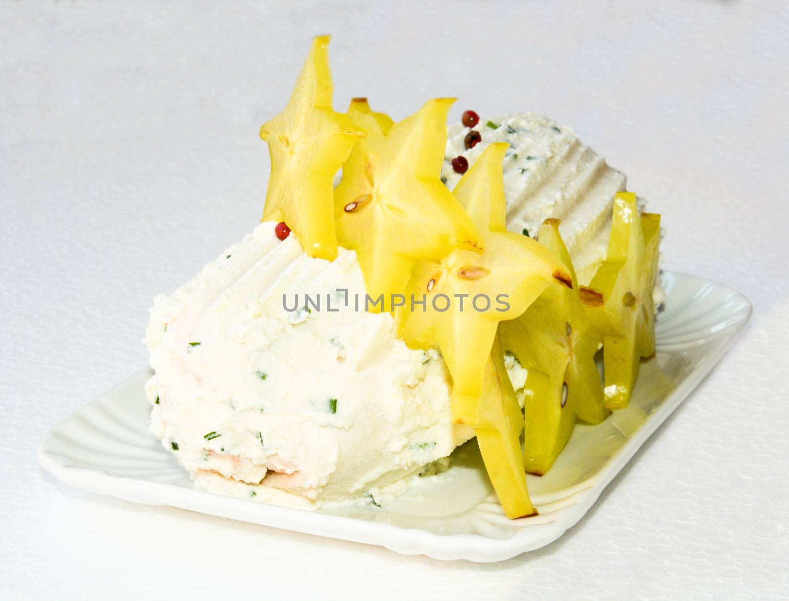 stub salmon and cream cheese with stars of carambola