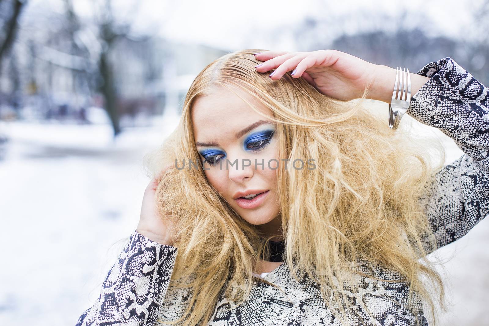 Blonde lady is posing in the winter by Kor