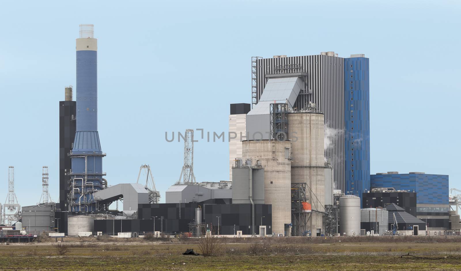 poer energy plant on the maasvlakte rotterdam europoort industrial area 