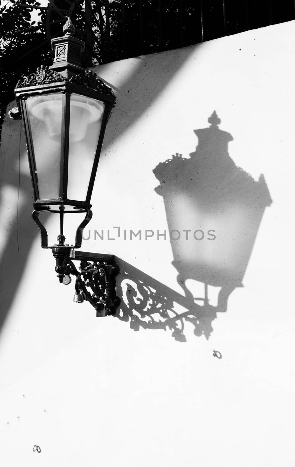 old lamp by sarkao