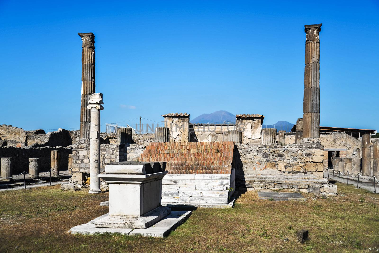 pompeii by edella