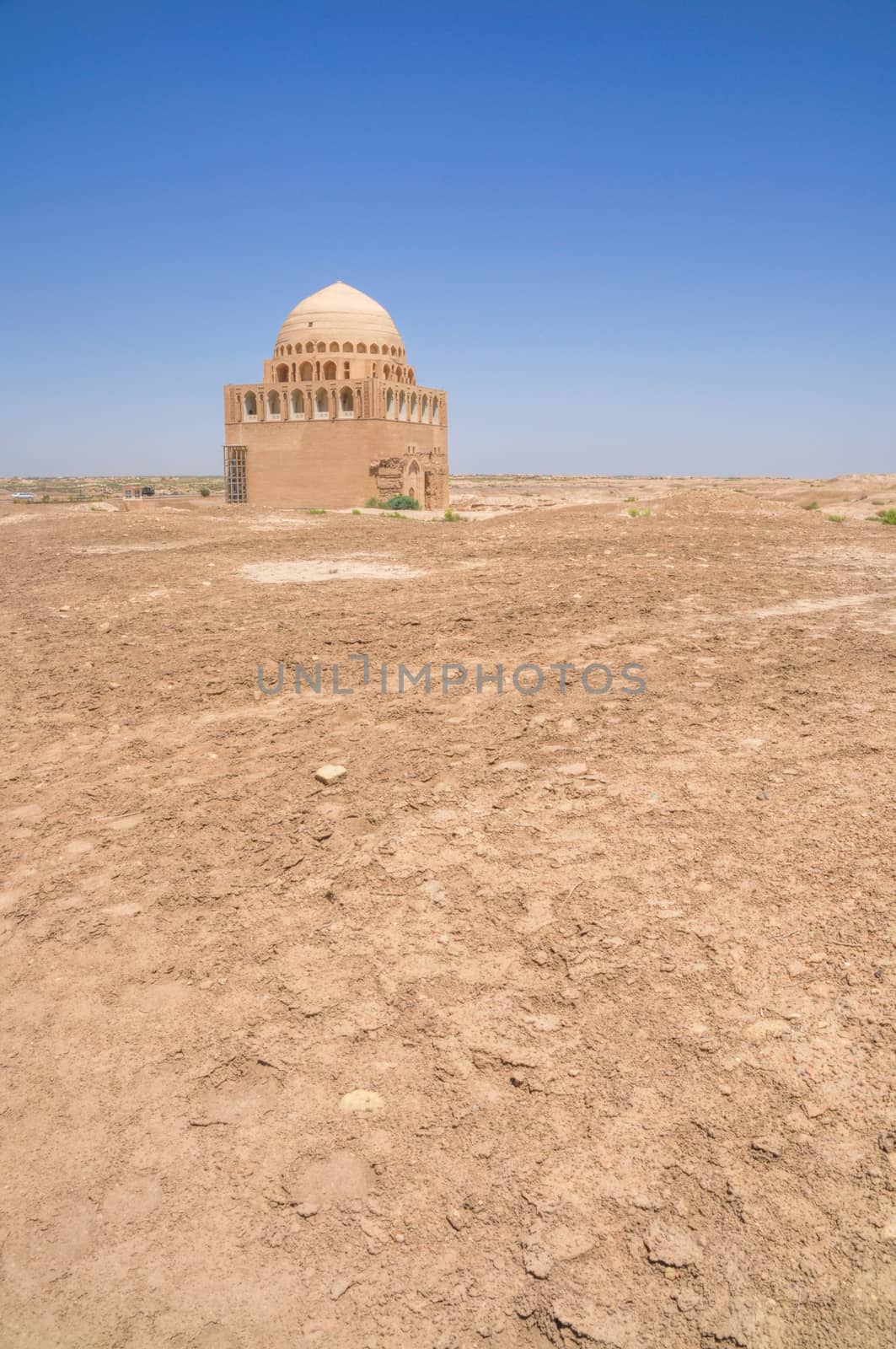 Temple in Turkmenistan by MichalKnitl