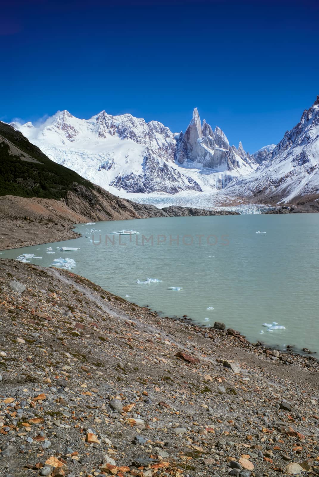 Picturesque view of rocky shore in Los Glaciares National Park