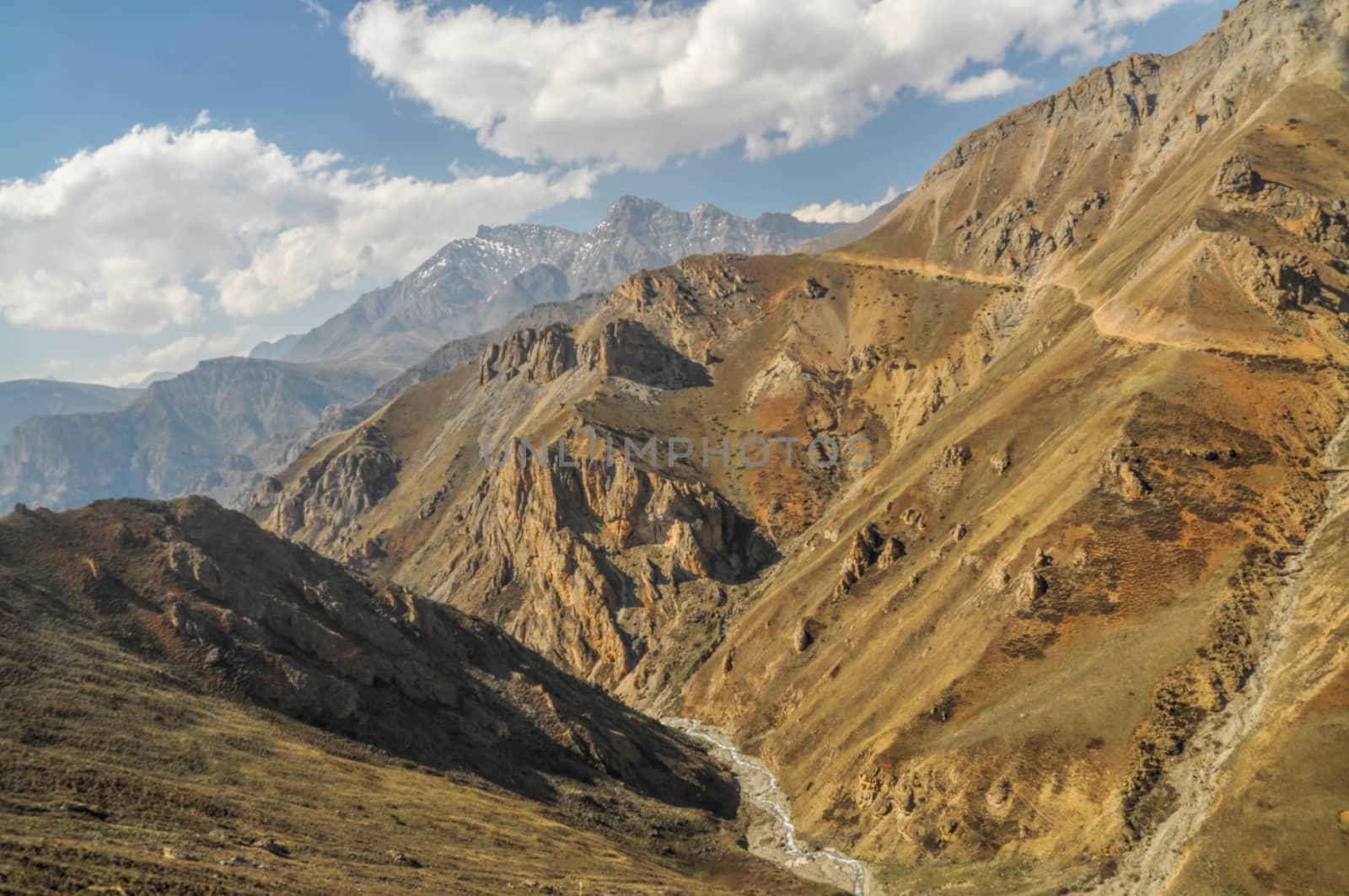 Nepal Himalayas by MichalKnitl