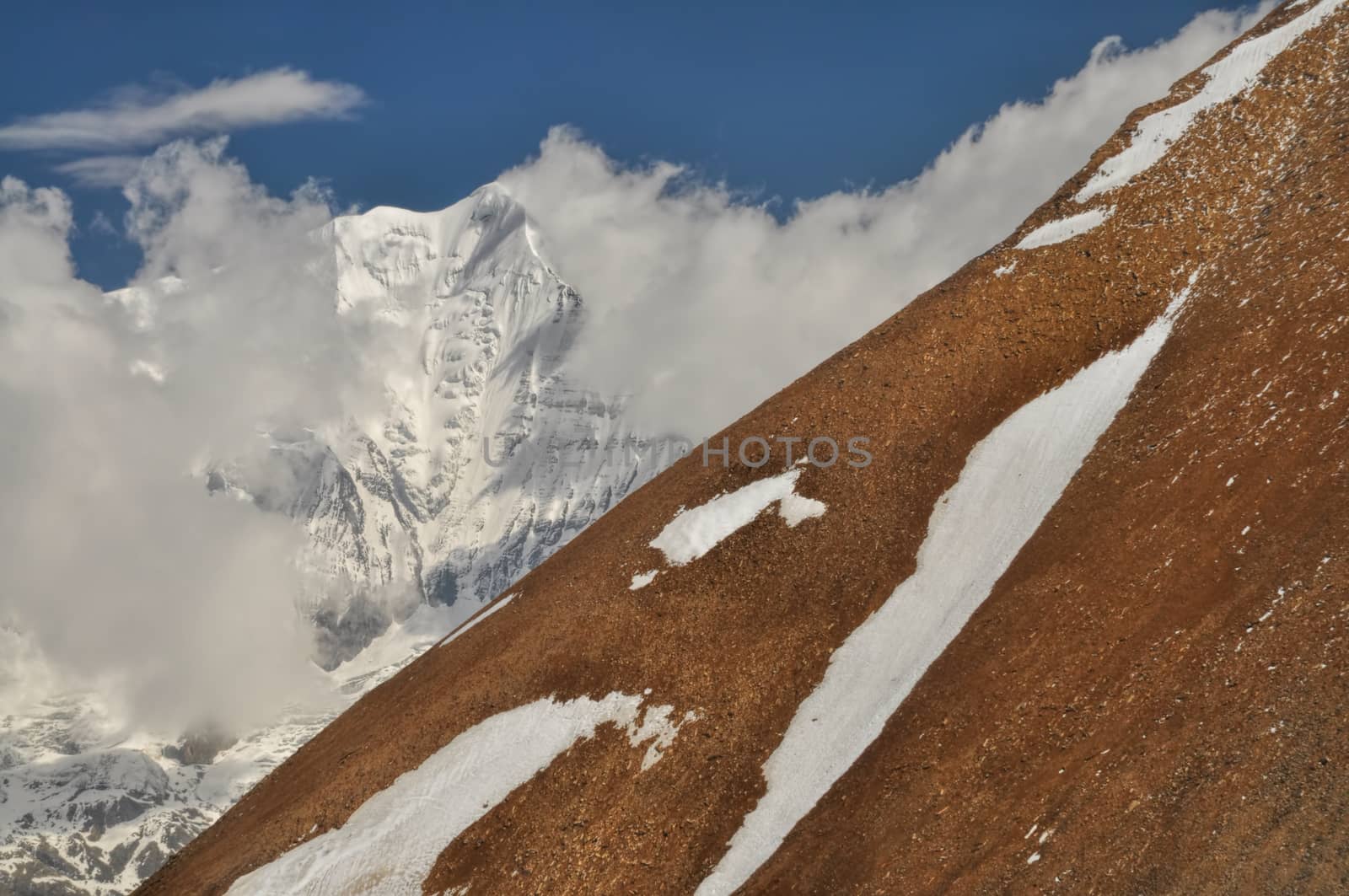 Slope in Himalayas by MichalKnitl