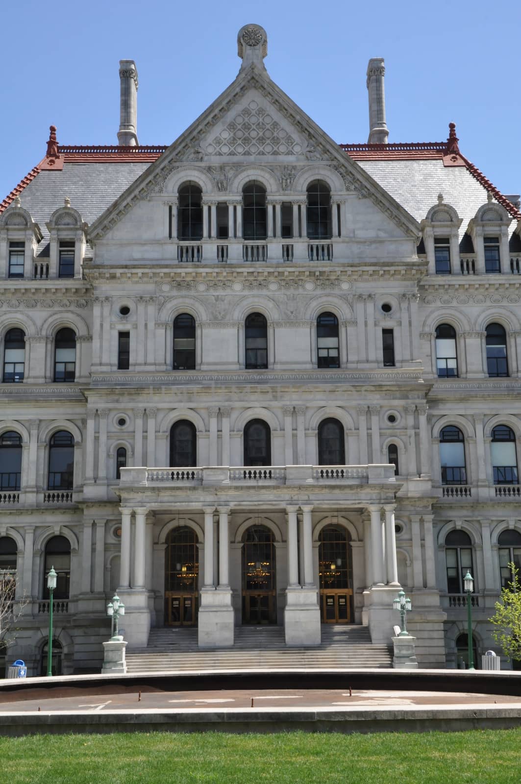 New York State Capitol in Albany by sainaniritu