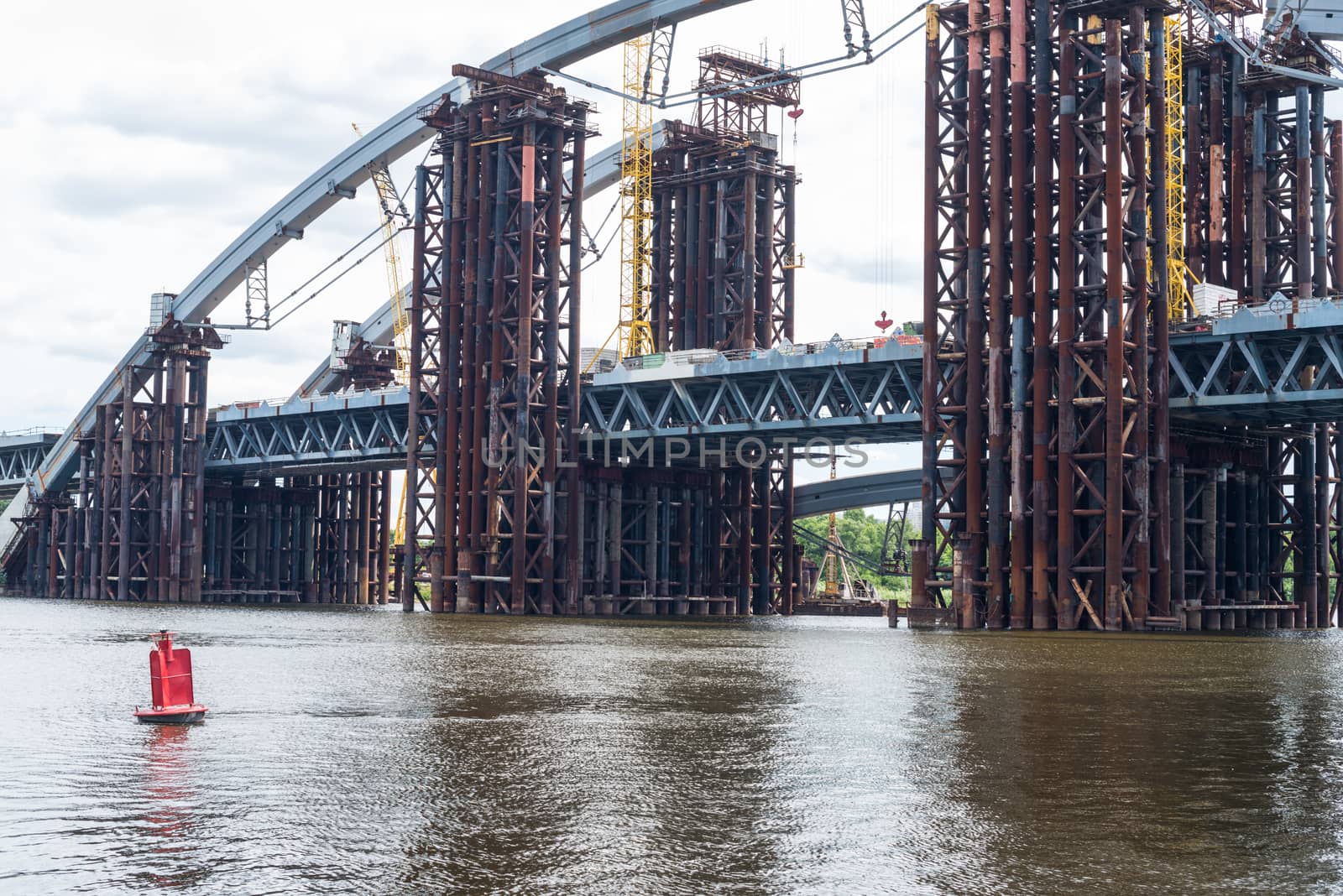 Construction of the new bridge across the Dnieper in Kyiv (Ukraine).