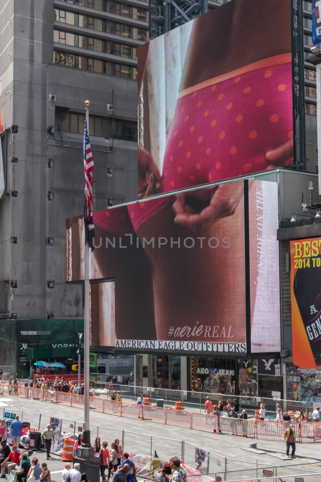 Giant Billboards of Times Square by derejeb