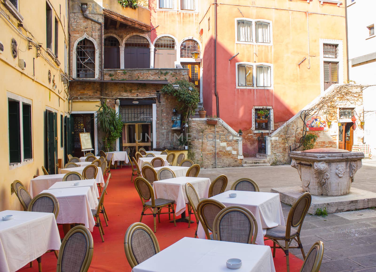 Venice, romantic restaurant by goghy73