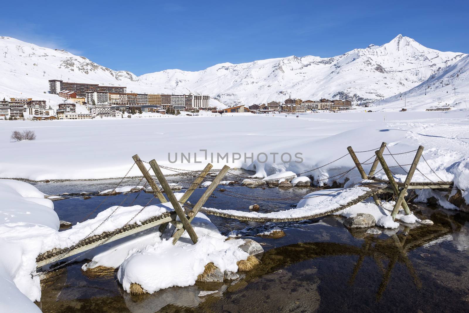 View of Tignes by vwalakte