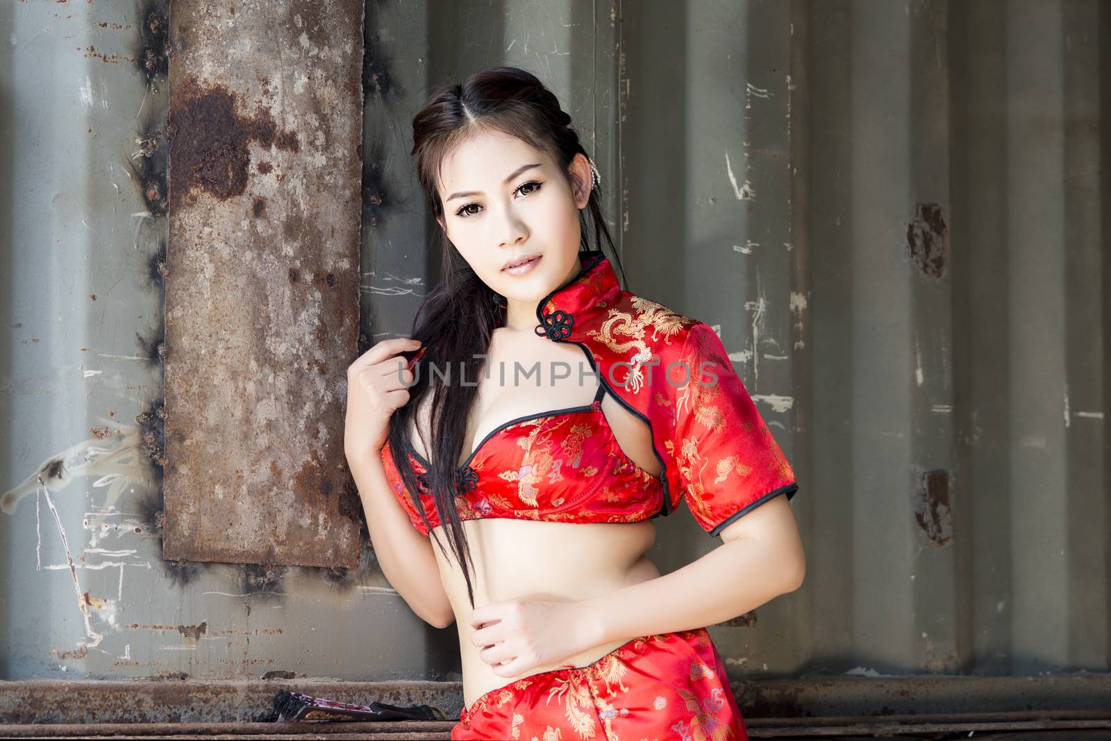 Sexy Chinese woman red dress traditional cheongsam