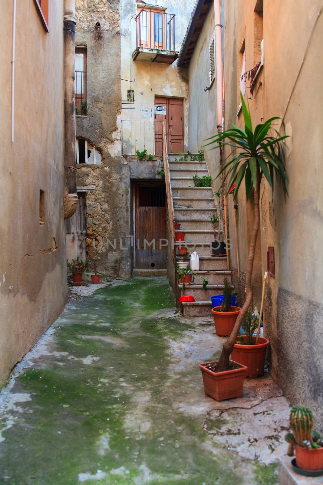 View of rural house in leonforte, Sicily