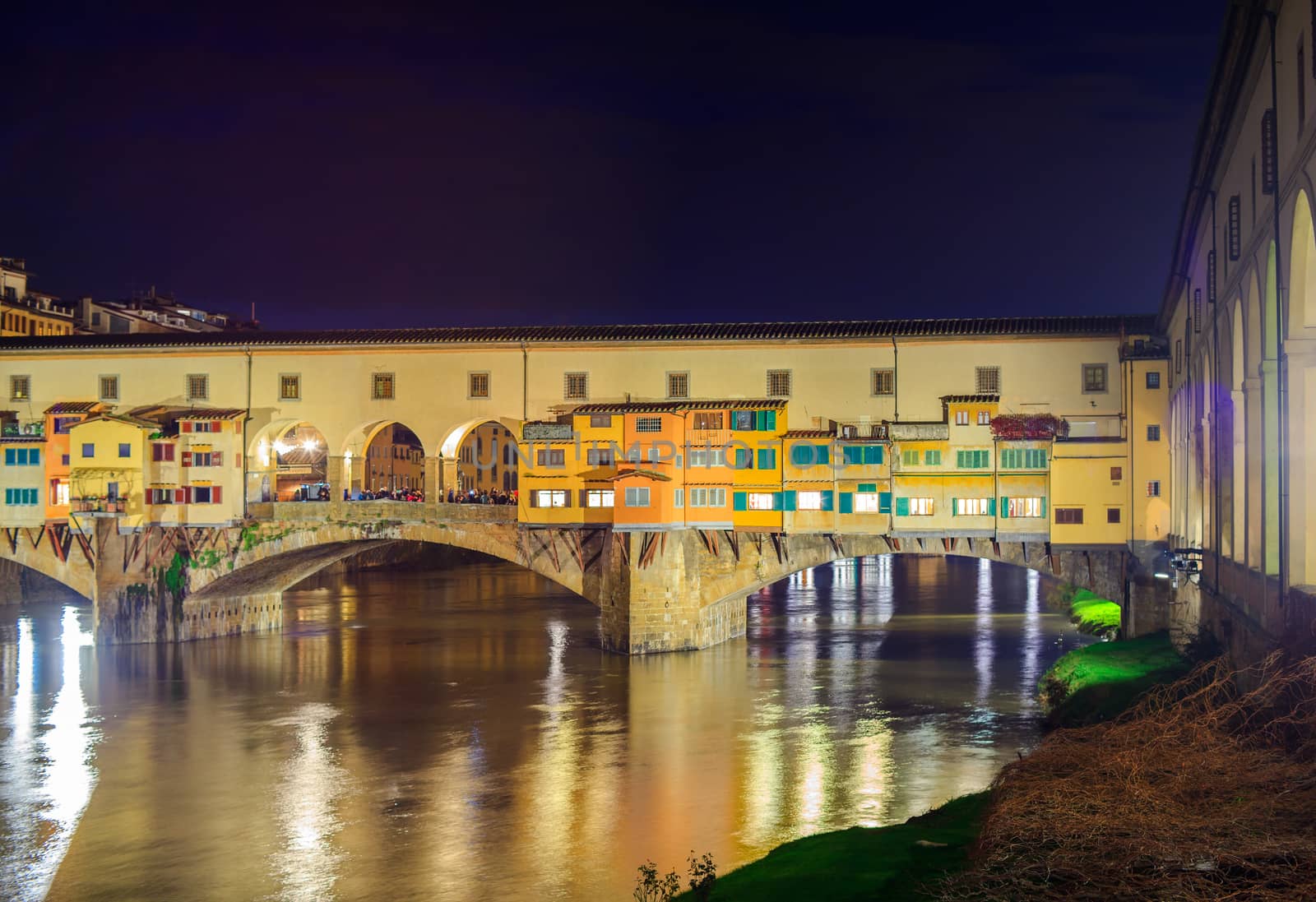 View of Ponte Vecchio in Florence, tuscany. Italy