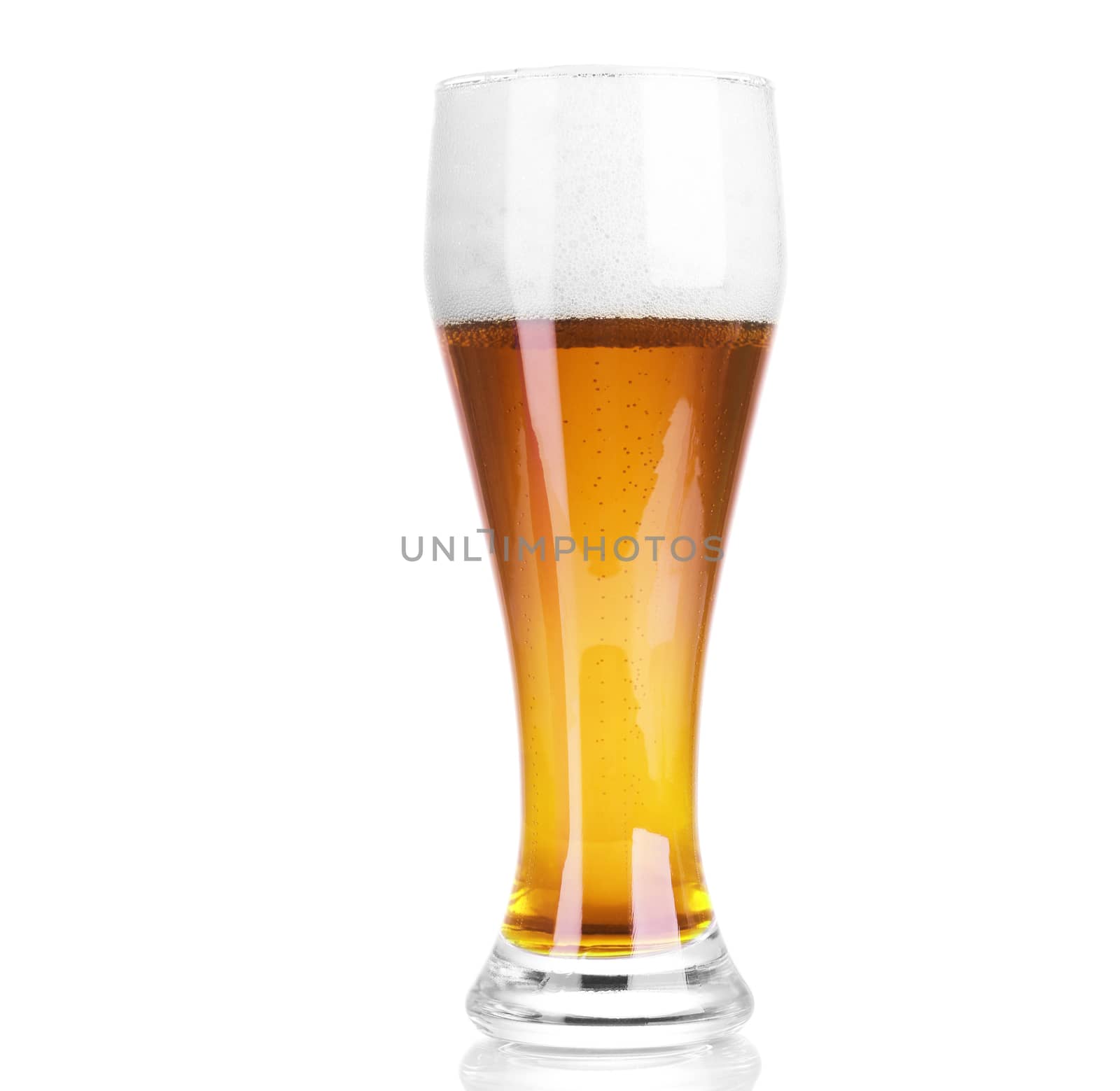 Frosty glass of light beer isolated by ozaiachin