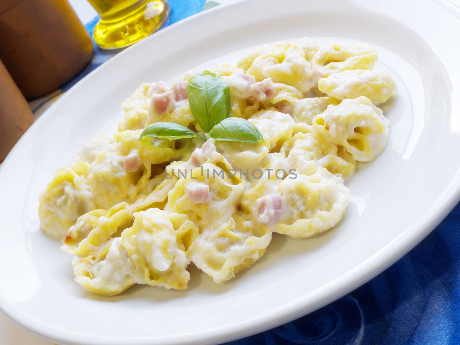 Pasta Tortellini And Ham Cream by nirodesign